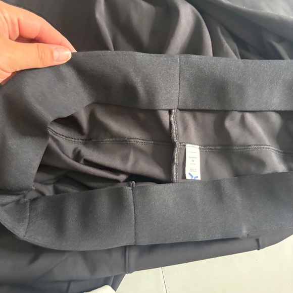 Old Navy Plus Size Wide Leg Activewear - Picture 6 of 11